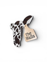 Load image into Gallery viewer, Personalized Cow Head Wall Decor | Farmhouse Cow Sign | Custom Family Name Western Decor