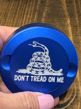 Load image into Gallery viewer, Zyn Nicotine Pouch Tin | Snus Tin | Engraved with Don’t Tread on me| Aluminum Nicotine Pouch Tin | Gift for him | Zyn Tin
