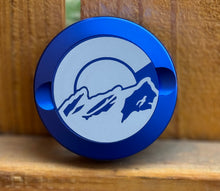 Load image into Gallery viewer, Zyn Nicotine Pouch Tin | Snus Tin | Engraved Colorado Flag Mountain and Sun | Aluminum Nicotine Pouch Tin | Zyn Tin
