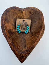 Load image into Gallery viewer, Western Concho Semi Stone Stud Earrings

