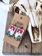 Load image into Gallery viewer, Western Style Pendant with Turquoise Stone Drop Earrings
