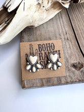 Load image into Gallery viewer, Western Heart Stone Stud Earrings
